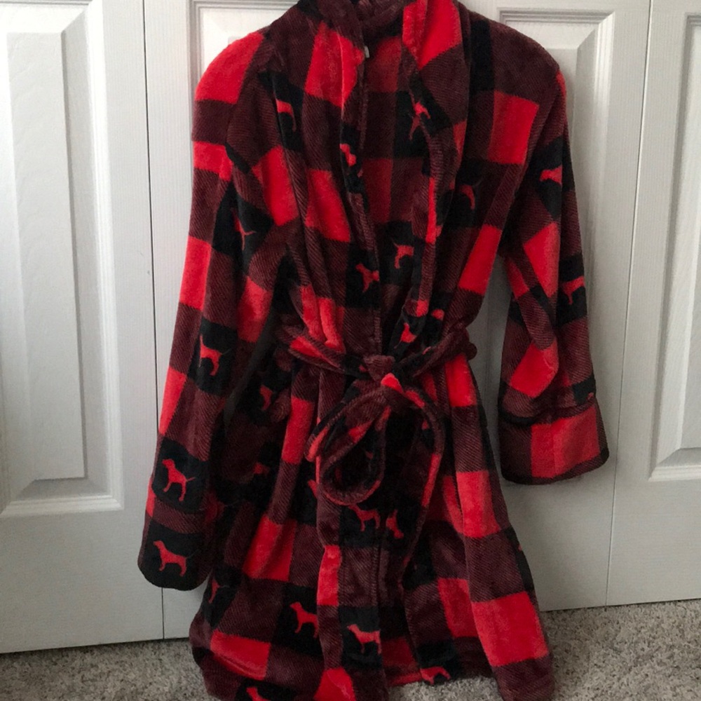 VS PINK robe